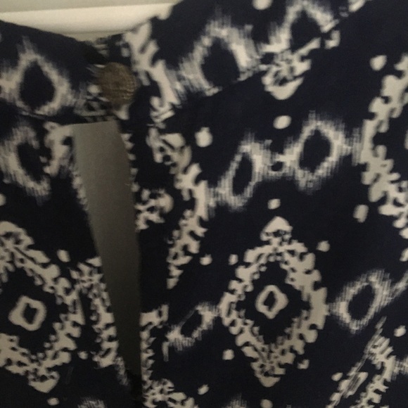 Navy and white ikat blouse - Picture 3 of 4